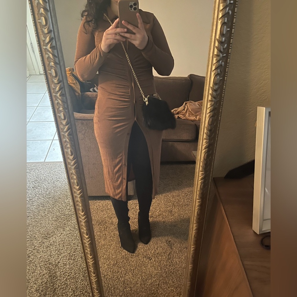 Boohoo rushed midi dress